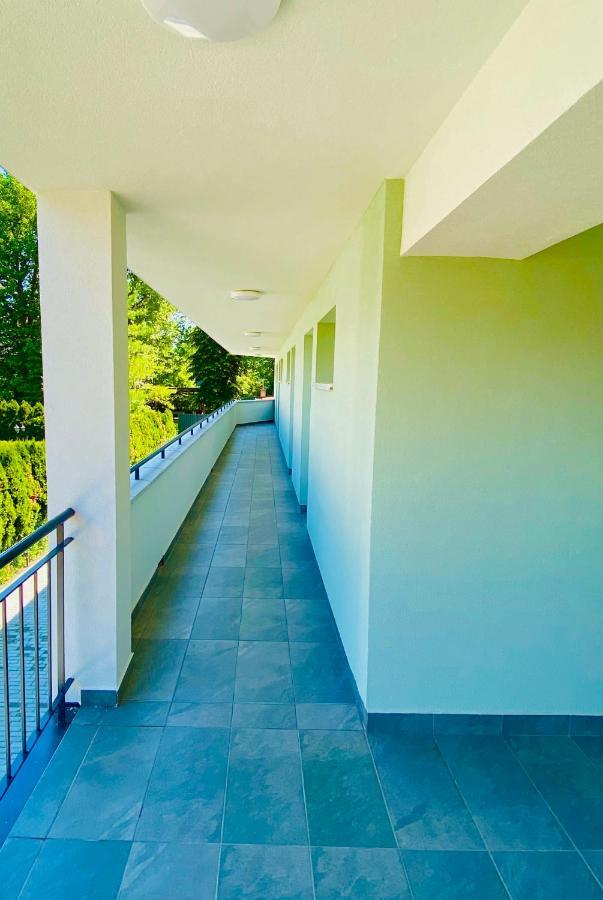 Lilac Apartman Balatonlelle Exterior foto