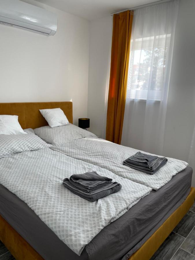 Lilac Apartman Balatonlelle Exterior foto
